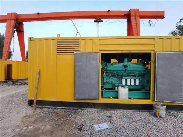 东阿冬季低温环境下，500KW发电机组应该选择什么类型的启动电瓶？